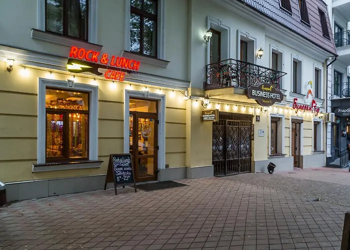 Boomerang Business Hotel