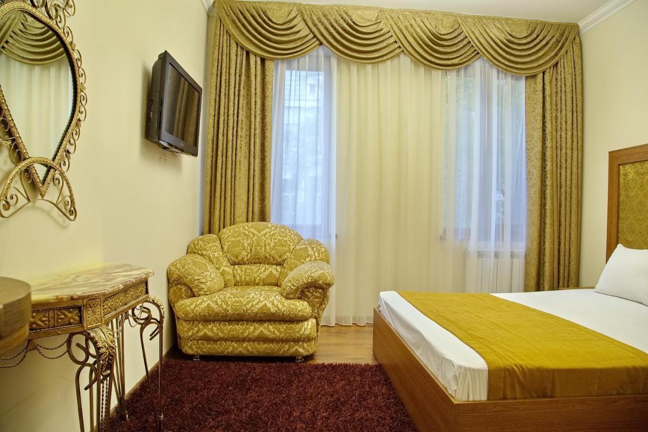 Boomerang Business Hotel