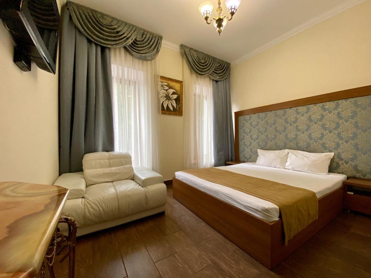 Boomerang Business 3* Одеса